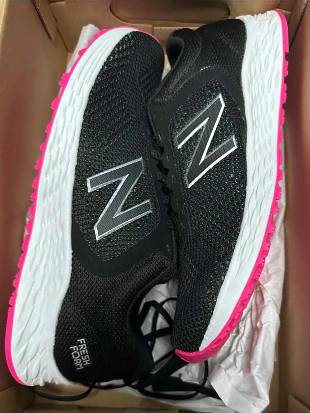 New Balance Black and Pink Women's Fresh Foam Running Sneakers Size 9.5 Wide